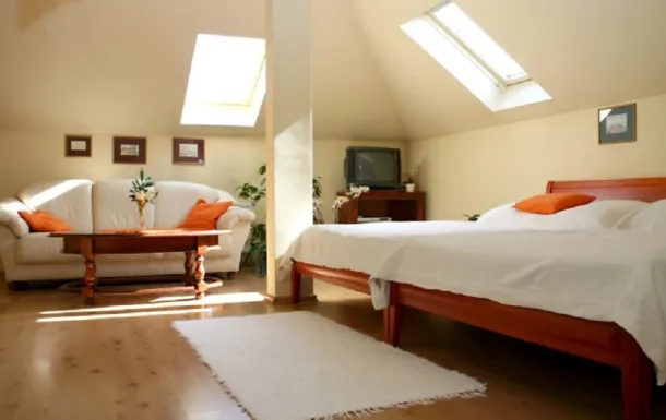 Pensjonat Pod Lipami Pensjonat Pod Lipami